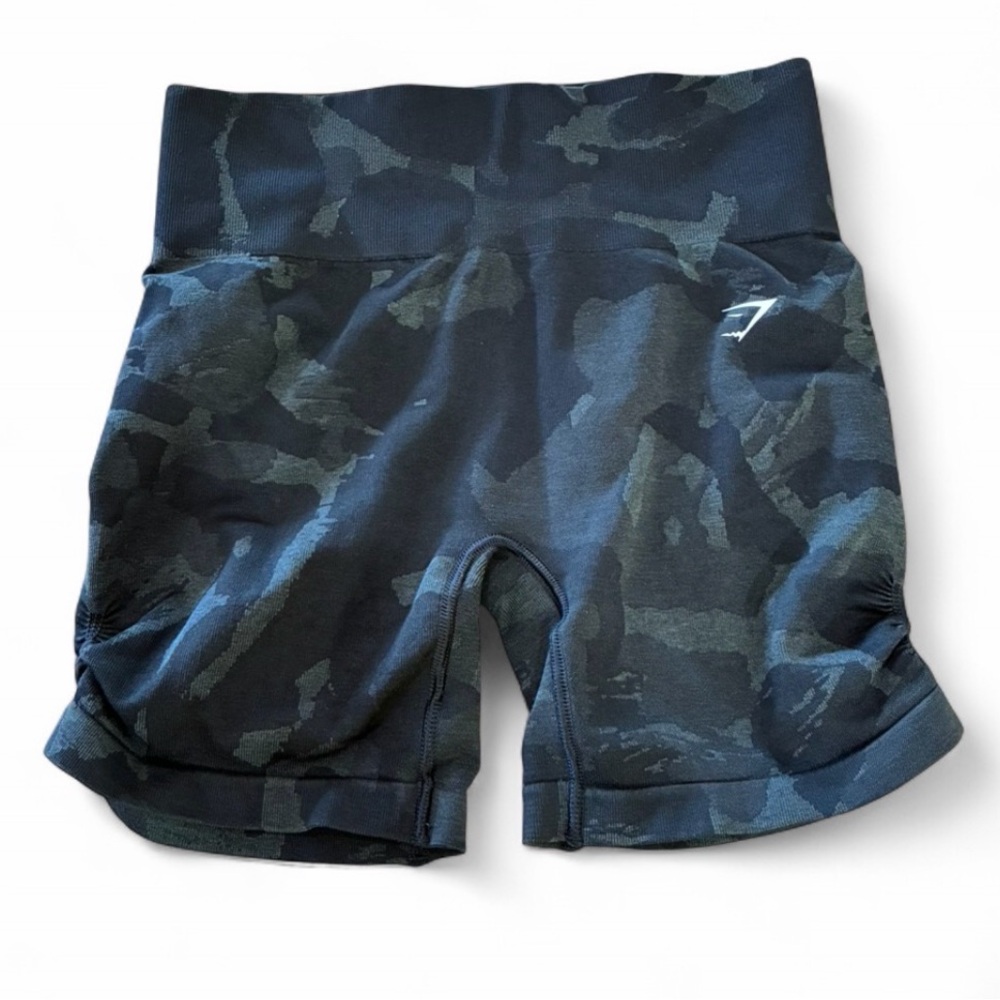 Camo Gymshark biker shorts